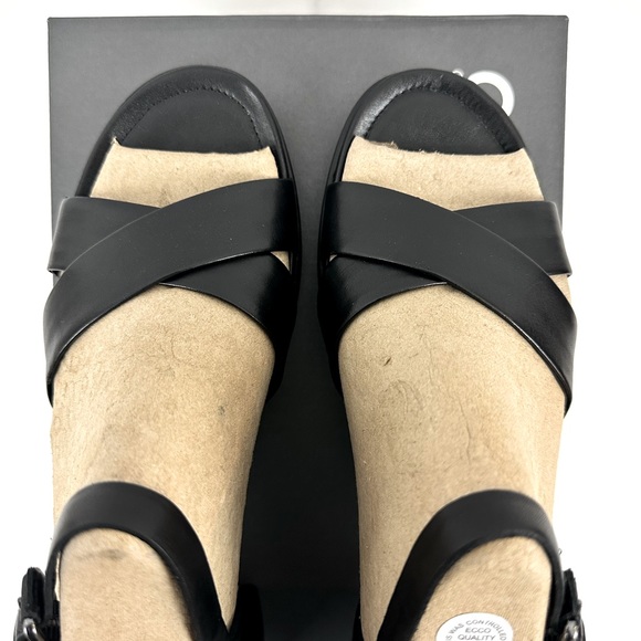 Ecco Black Leather Shape 35 Sandal 2.25” Block Heel Ankle Strap EU 41 US… - Picture 11 of 12